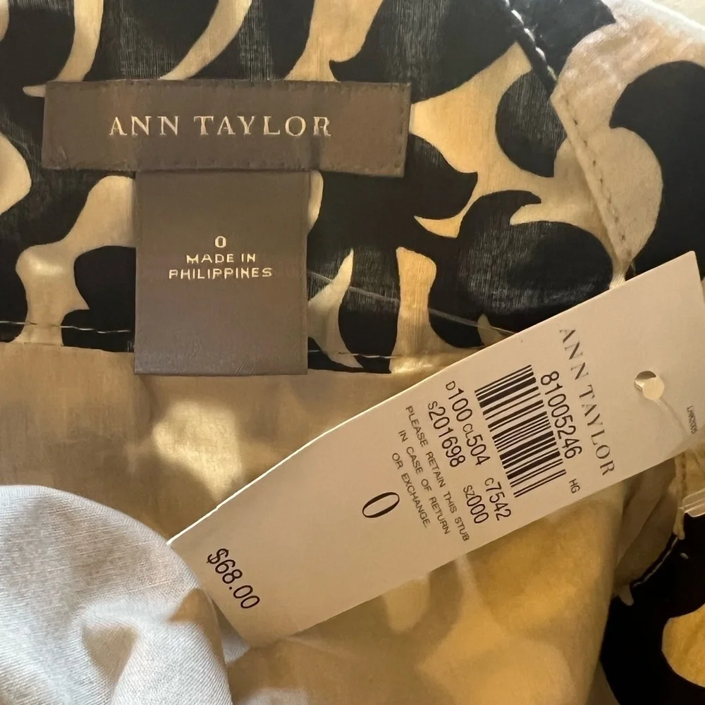 Ann Taylor Florentine Beige/Black Scroll Cotton Flat Pleat Side Zip Skirt Size 0